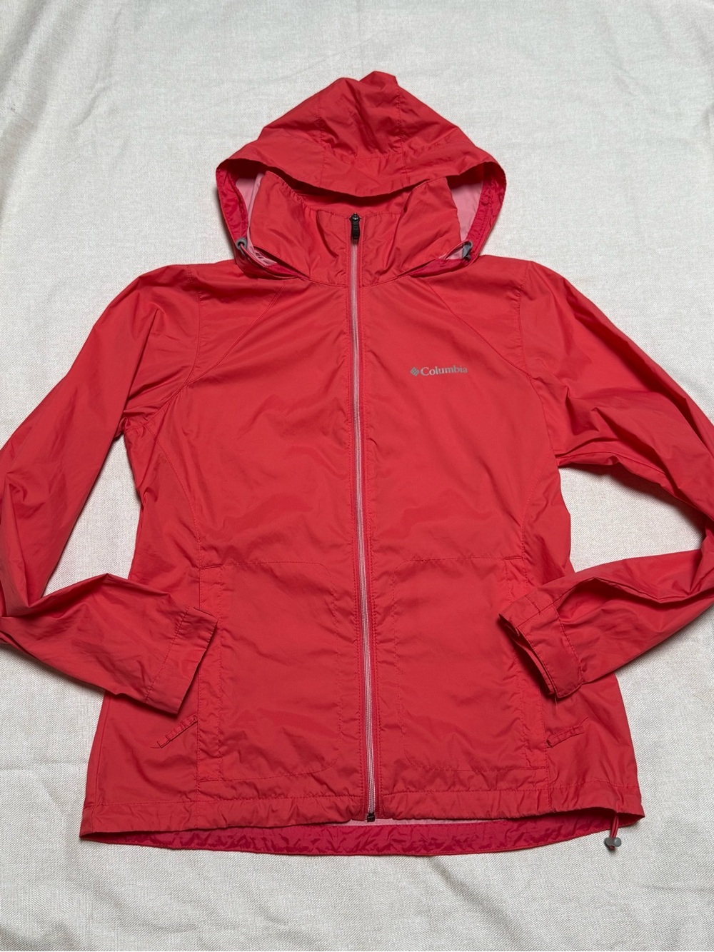Columbia Women's Coral Hooded Packable Windbreaker Jacket